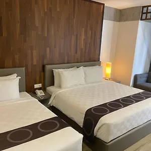 Hotel Frame, George Town